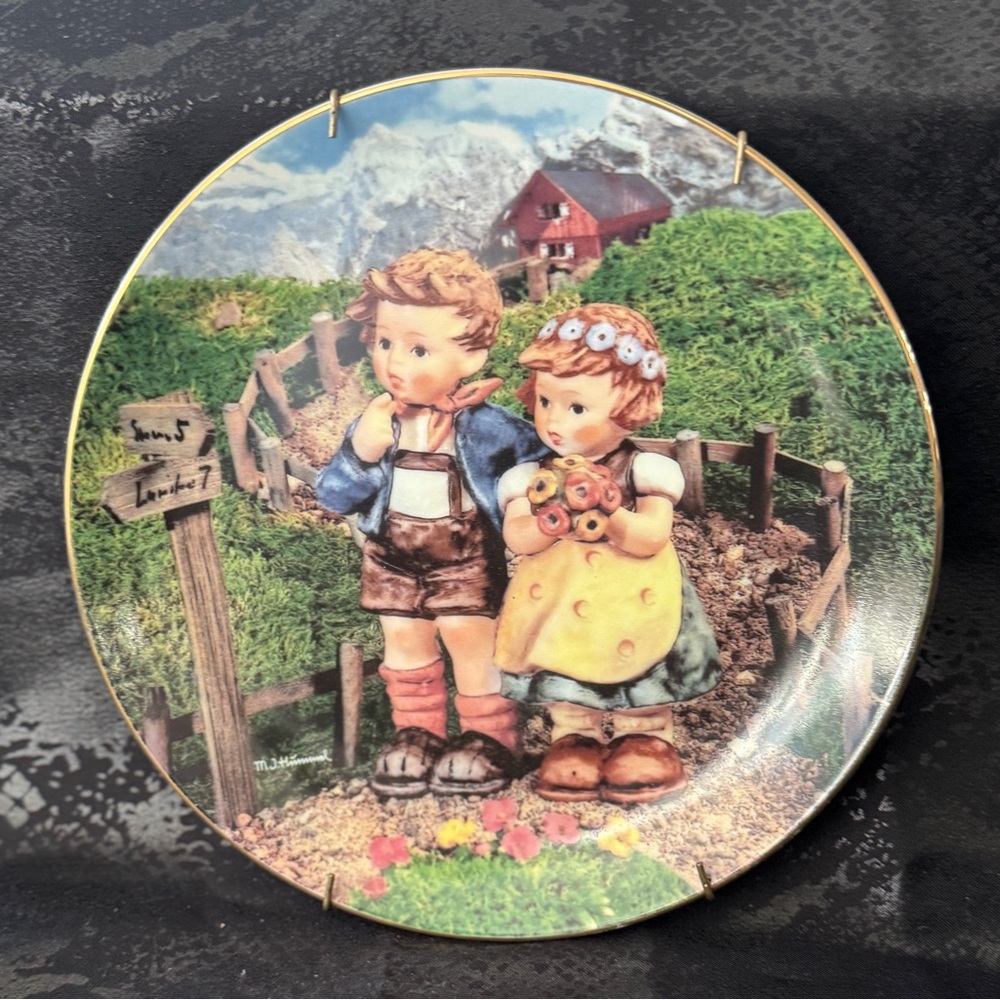 Hummel Decorative Plate “Country Crossroads”